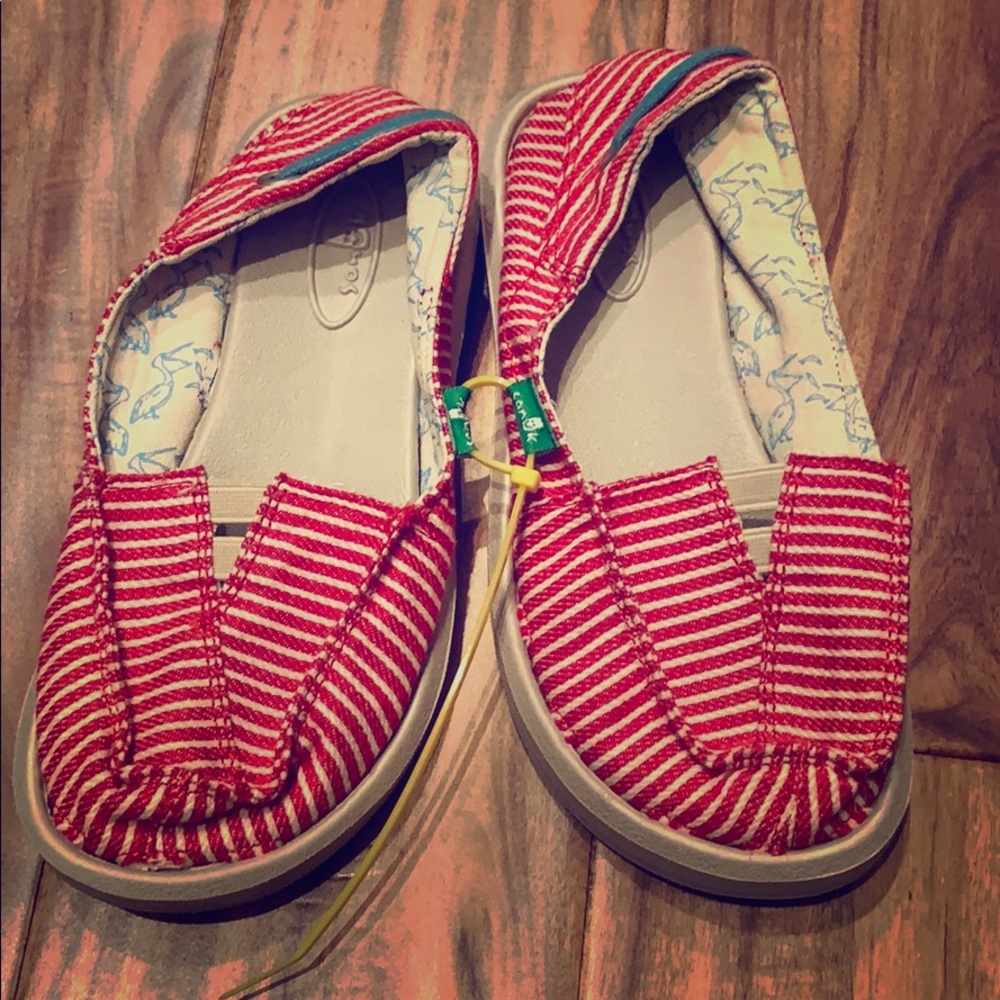 Sanuk slip ons